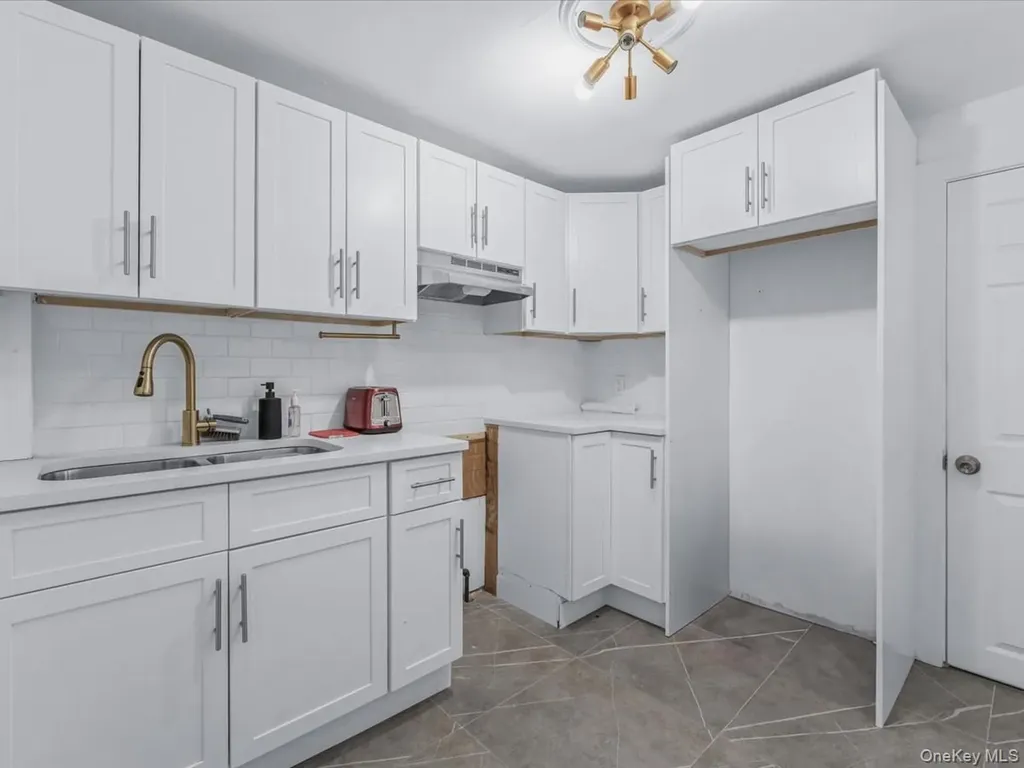 217-219 Devoe Street Brooklyn NY 11211