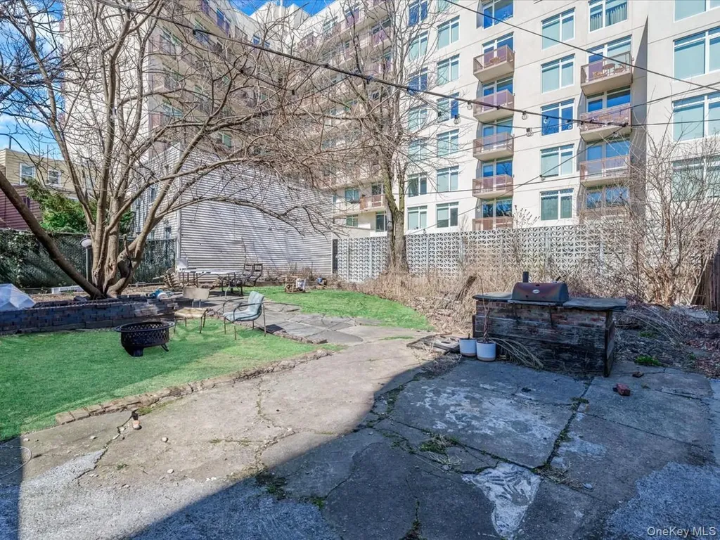 217-219 Devoe Street Brooklyn NY 11211