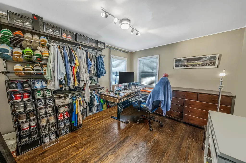 175 Clement Avenue Elmont NY 11003