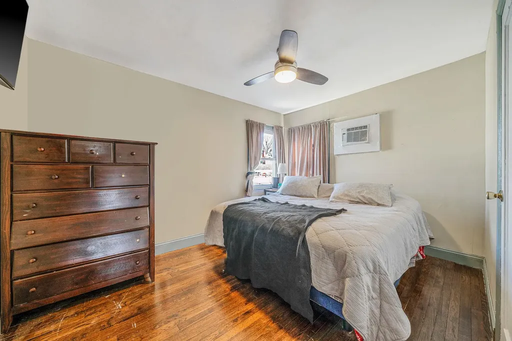 175 Clement Avenue Elmont NY 11003