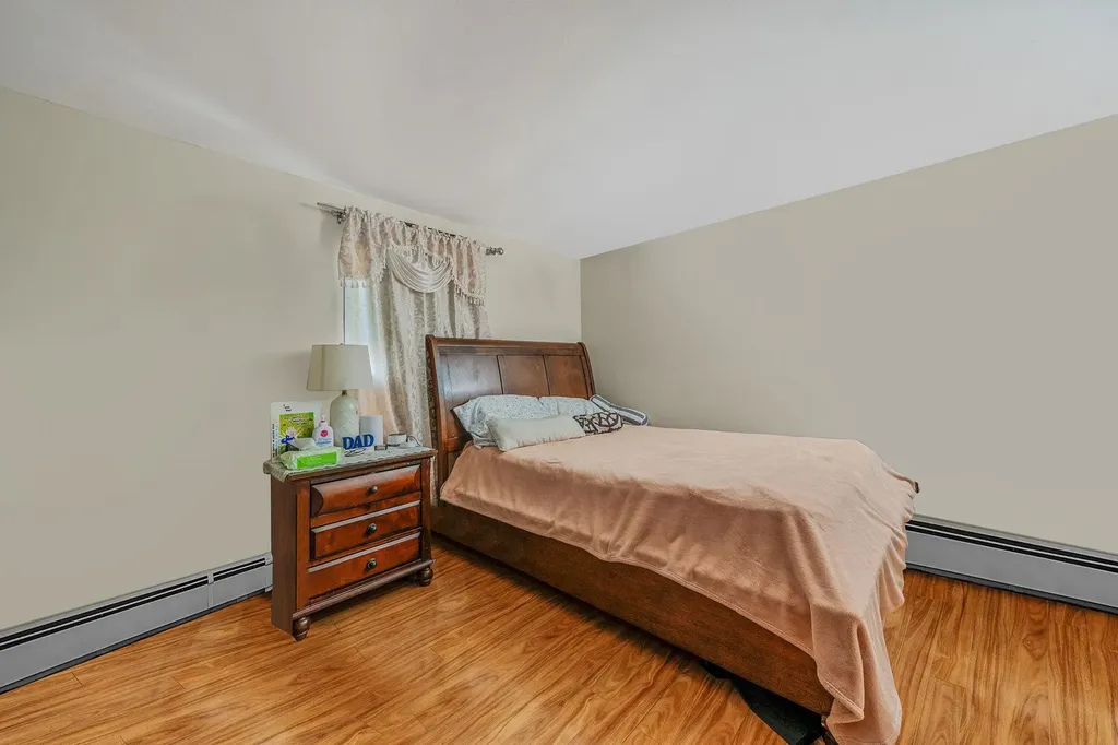 175 Clement Avenue Elmont NY 11003