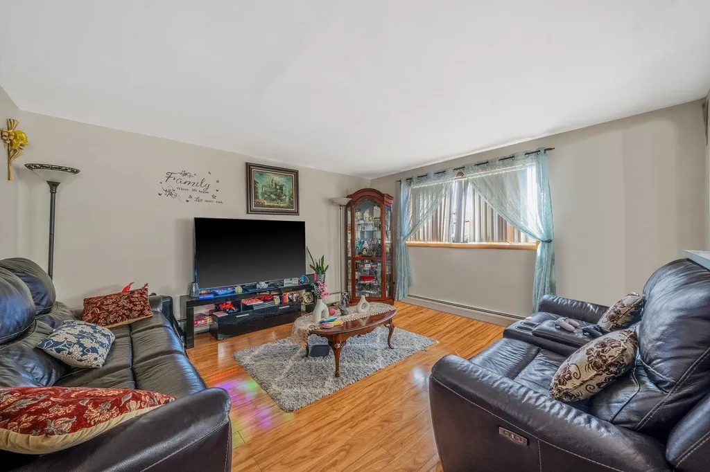 175 Clement Avenue Elmont NY 11003