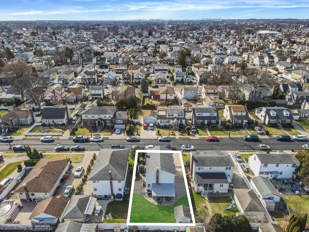 175 Clement Avenue Elmont NY 11003
