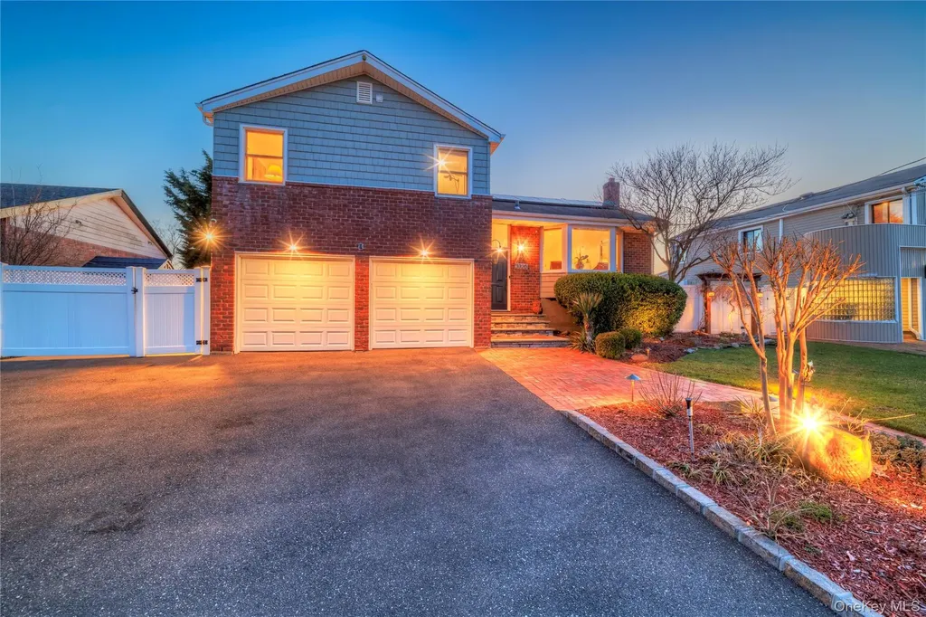 3320 Bertha Drive Baldwin NY 11510