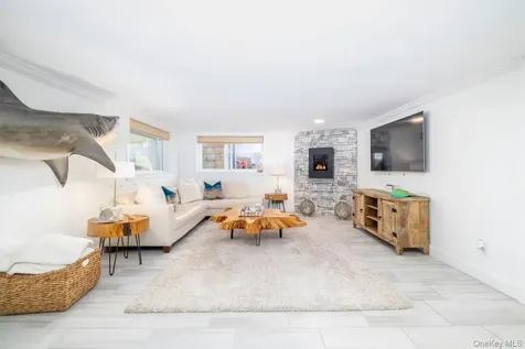 3320 Bertha Drive Baldwin NY 11510