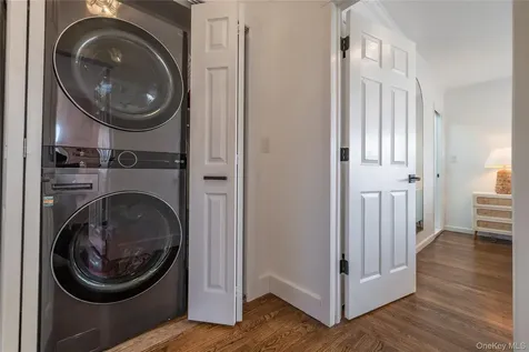 3320 Bertha Drive Baldwin NY 11510