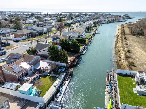 3320 Bertha Drive Baldwin NY 11510