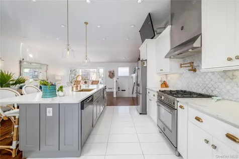 3320 Bertha Drive Baldwin NY 11510