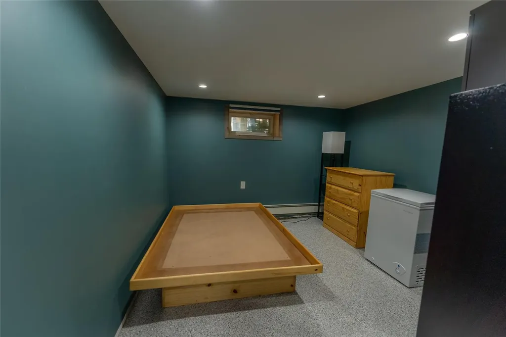 3281 3rd Street Oceanside NY 11572
