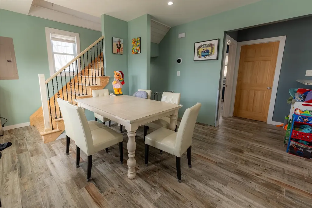3281 3rd Street Oceanside NY 11572