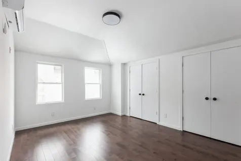 100-03 90 Avenue Richmond Hill NY 11418
