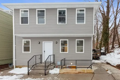 100-03 90 Avenue Richmond Hill NY 11418