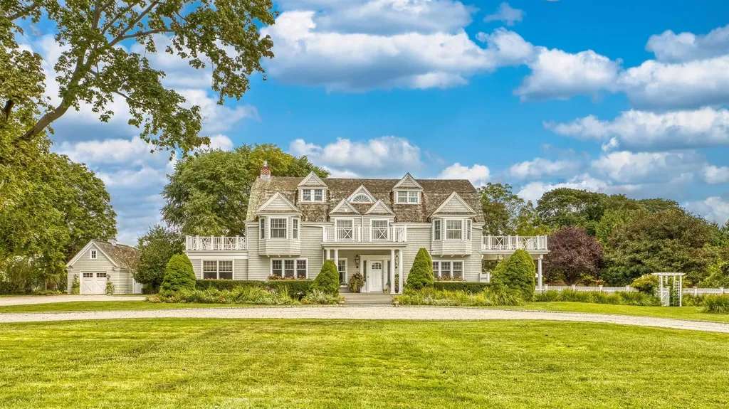 44 Beach Lane Westhampton Beach NY 11978