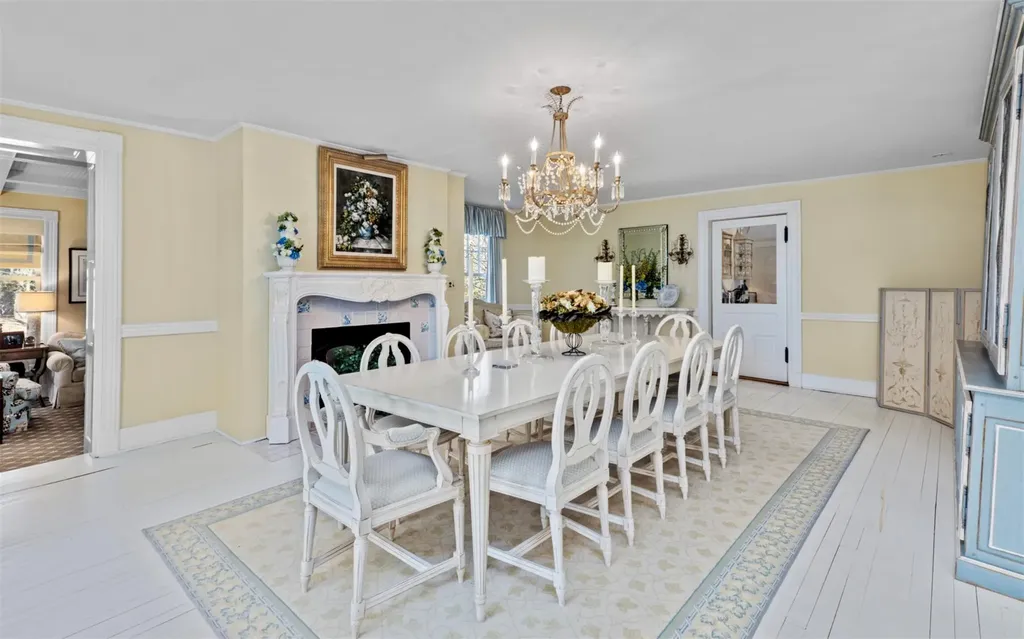 44 Beach Lane Westhampton Beach NY 11978