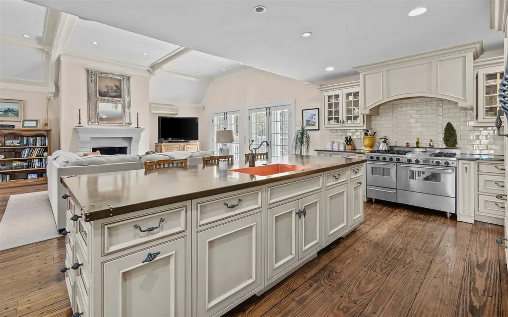 44 Beach Lane Westhampton Beach NY 11978