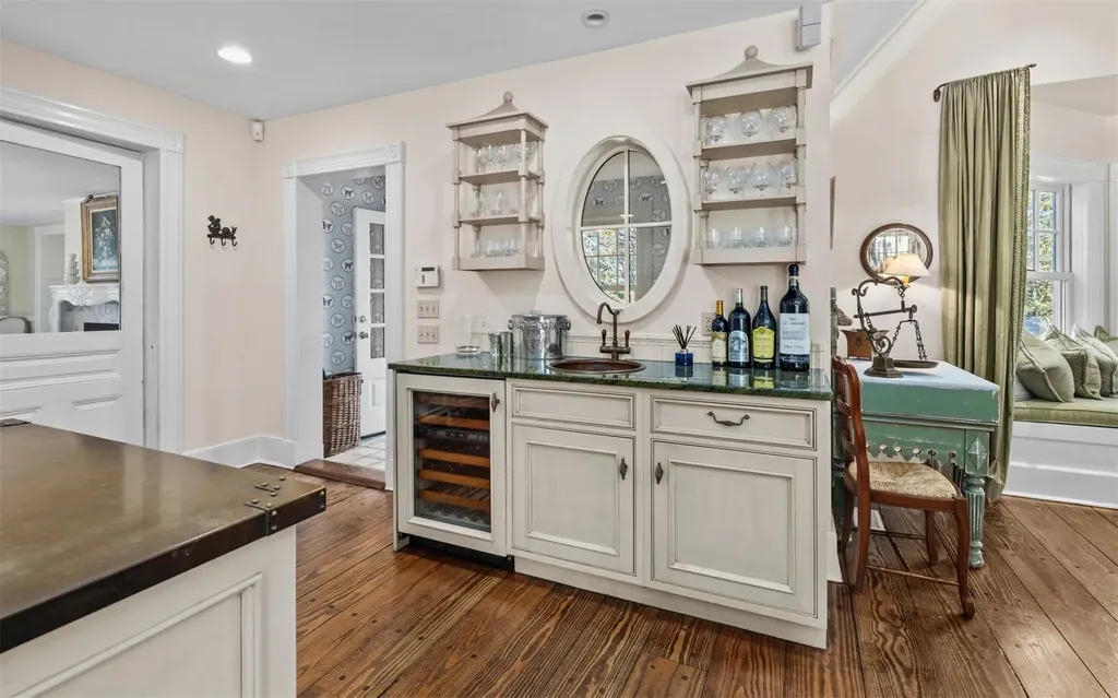 44 Beach Lane Westhampton Beach NY 11978