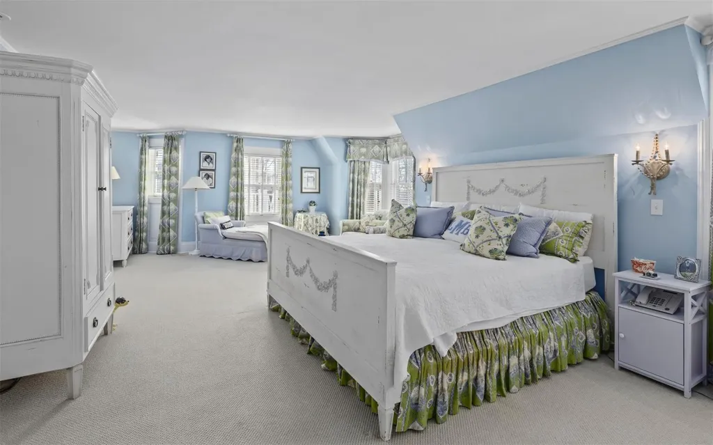 44 Beach Lane Westhampton Beach NY 11978
