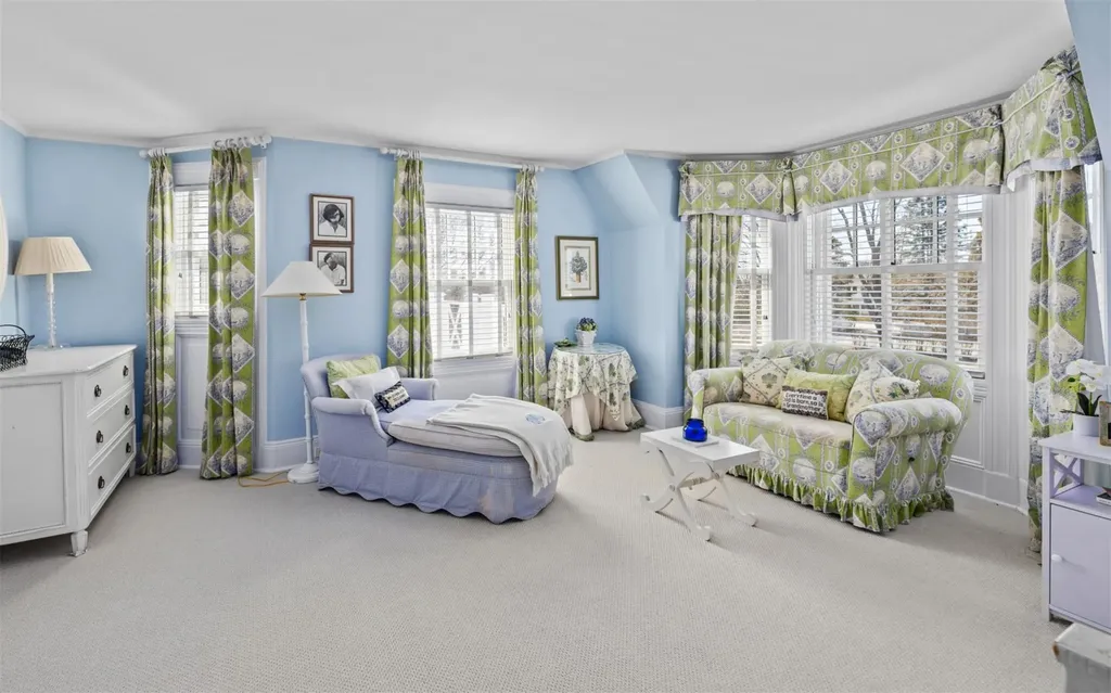 44 Beach Lane Westhampton Beach NY 11978