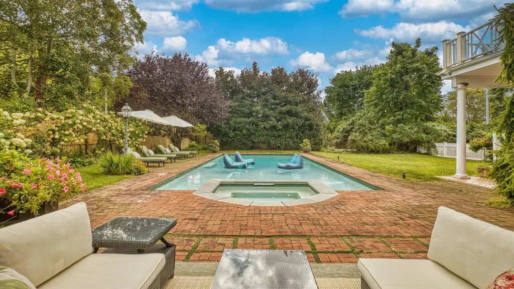 44 Beach Lane Westhampton Beach NY 11978