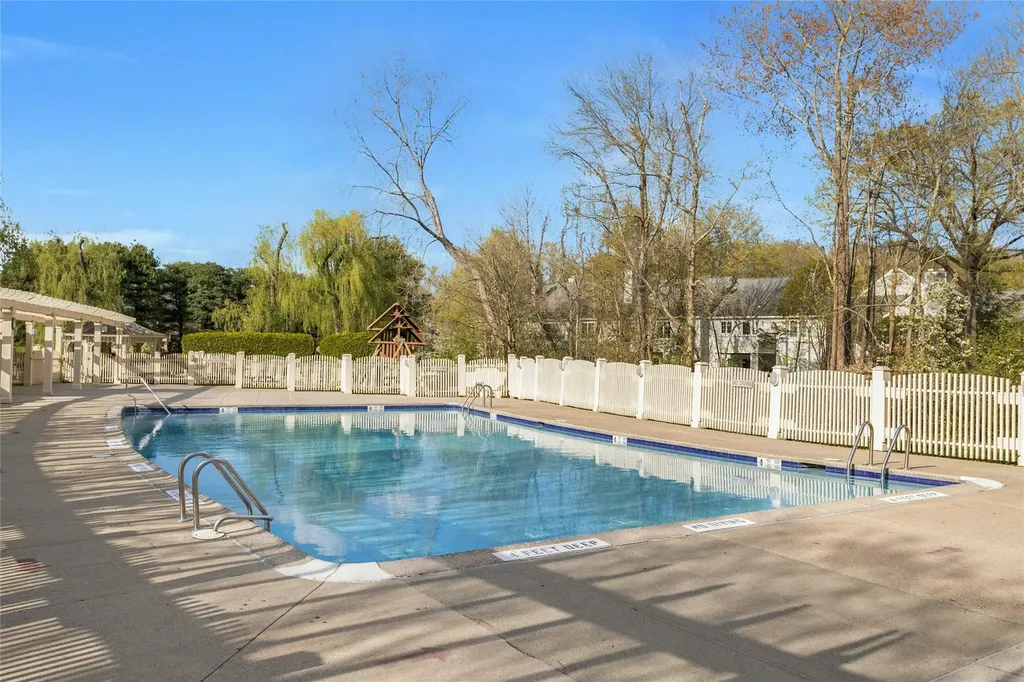 1806 Nutmeg Drive Carmel NY 10512