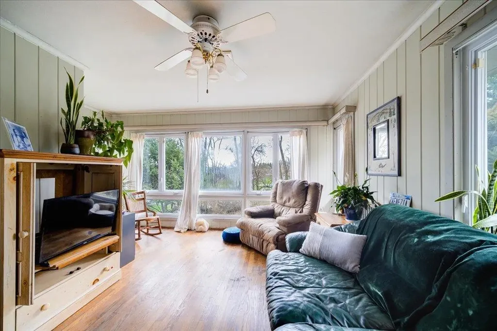 37 Echo Lane Newburgh NY 12550