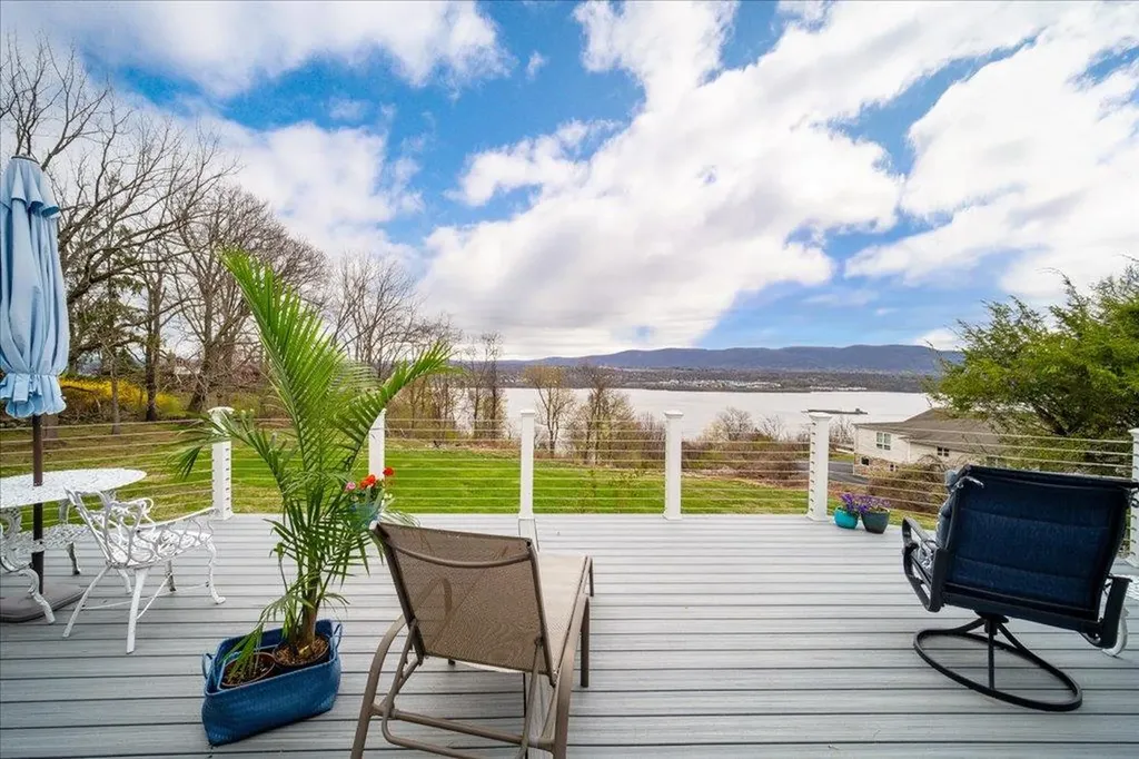 37 Echo Lane Newburgh NY 12550