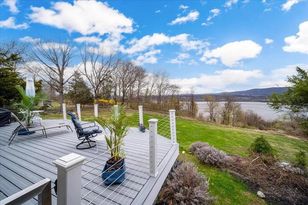 37 Echo Lane Newburgh NY 12550