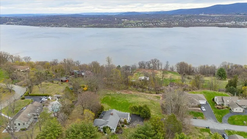 37 Echo Lane Newburgh NY 12550