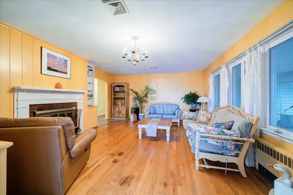 37 Echo Lane Newburgh NY 12550