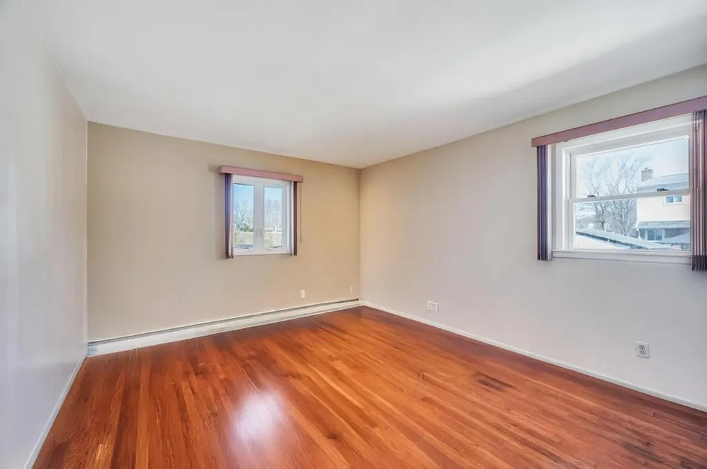 9 Ruth Boulevard Commack NY 11725