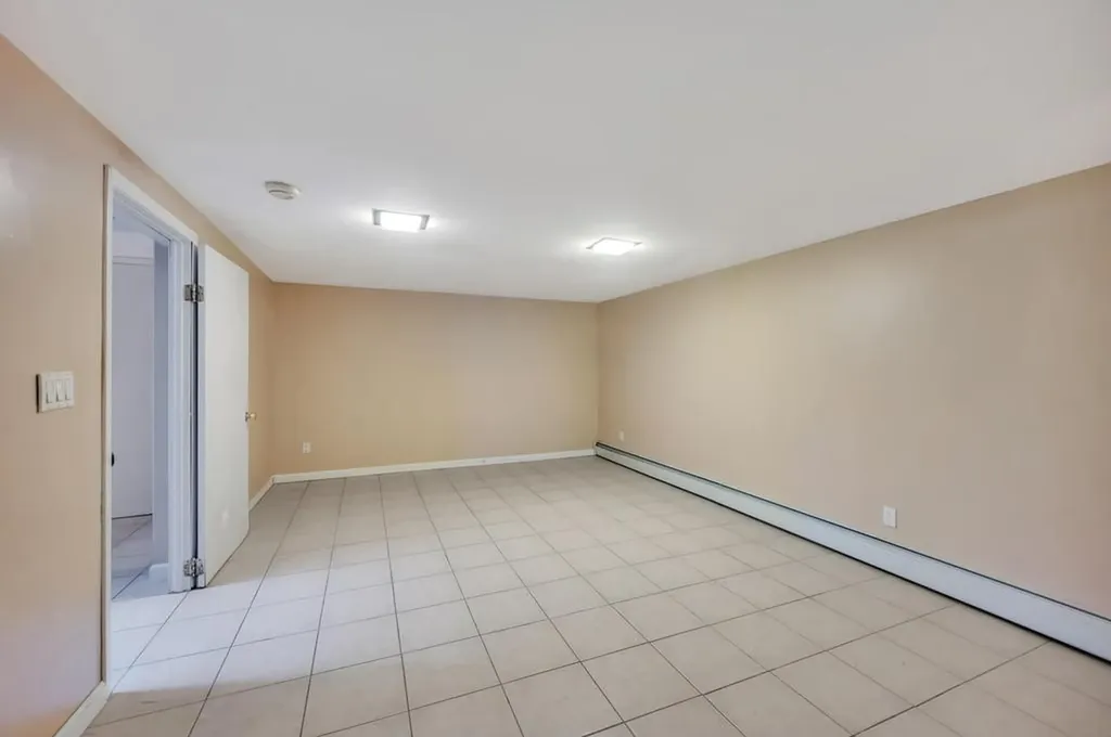9 Ruth Boulevard Commack NY 11725