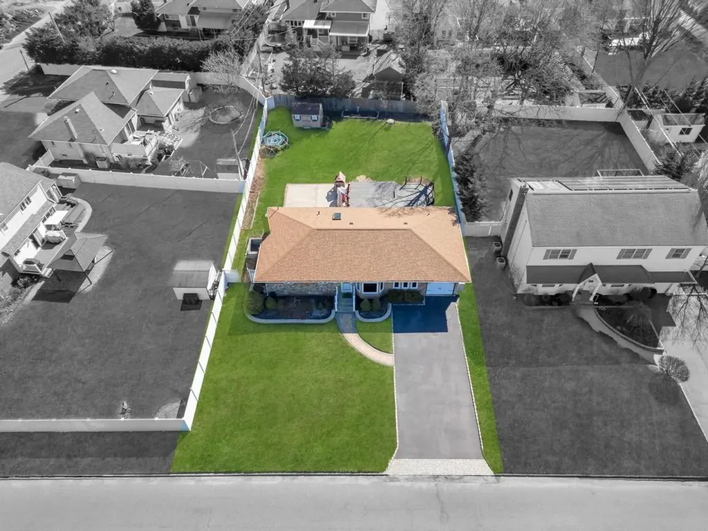 9 Ruth Boulevard Commack NY 11725