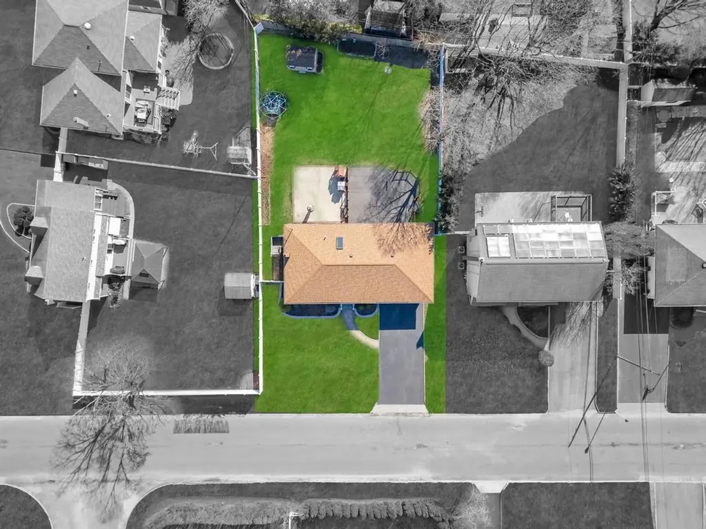 9 Ruth Boulevard Commack NY 11725
