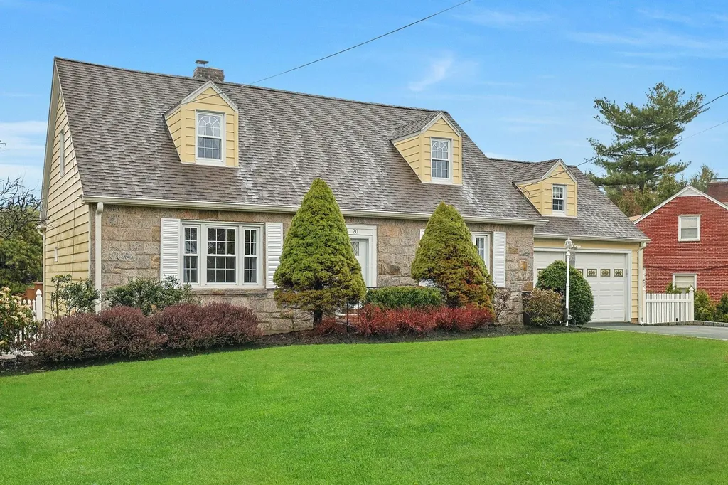 20 Lochland Road Valhalla NY 10595