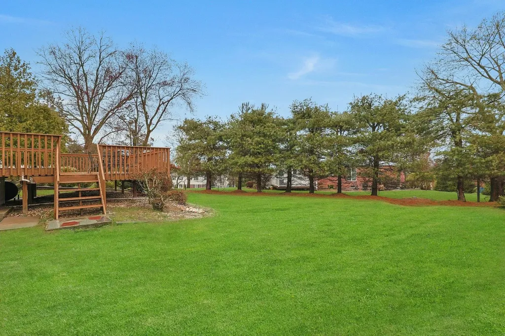 20 Lochland Road Valhalla NY 10595