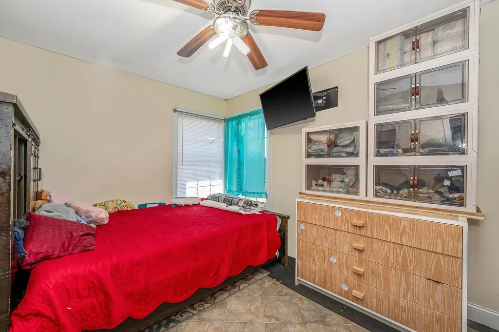 91 Eleanor Avenue Mastic NY 11950
