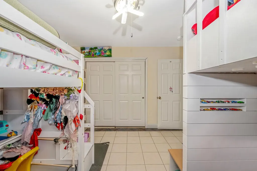 91 Eleanor Avenue Mastic NY 11950