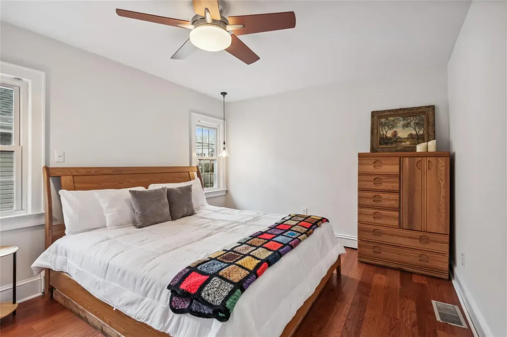 5 Lexington Avenue Malverne NY 11565