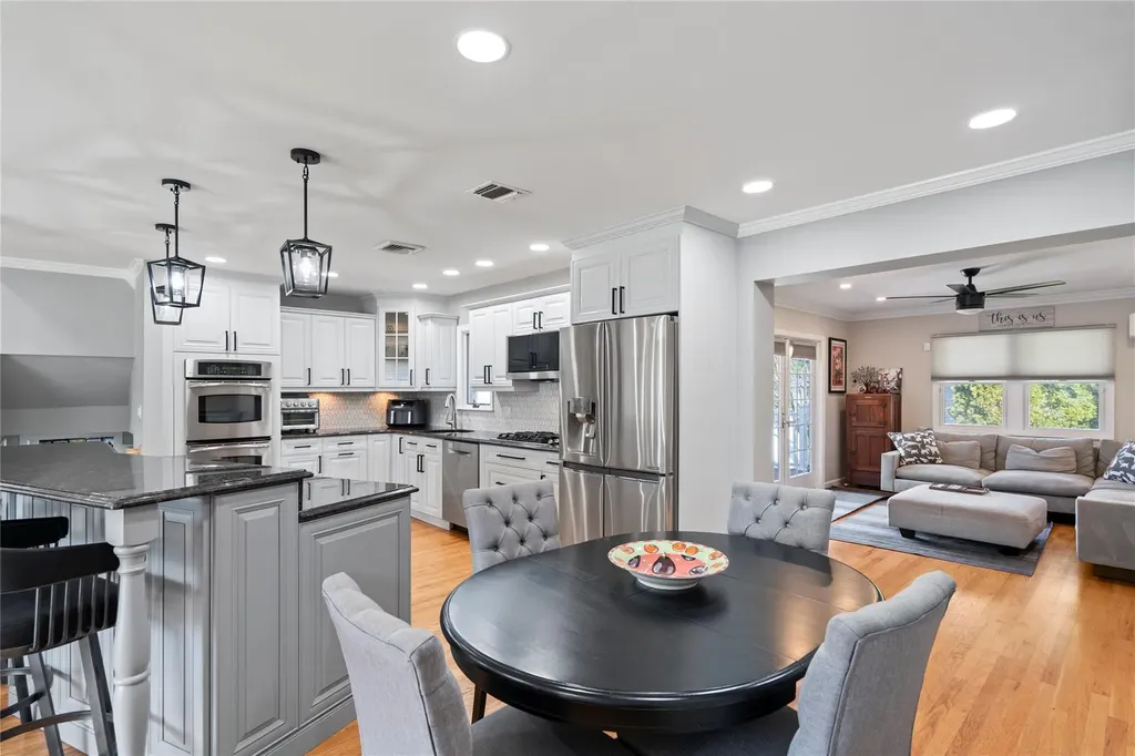 30 Deborah Road Syosset NY 11791