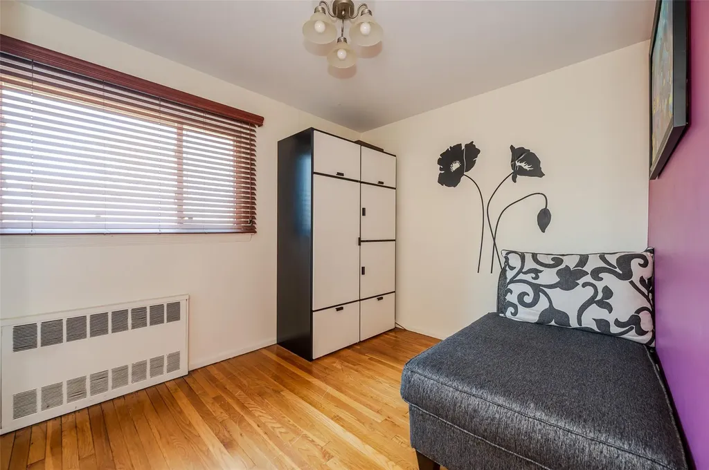 3345 Park Avenue Oceanside NY 11572
