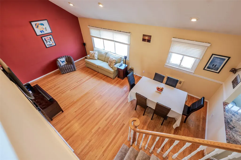 3345 Park Avenue Oceanside NY 11572