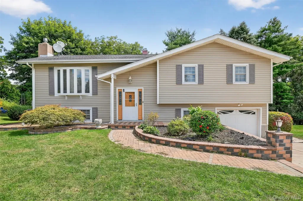 6 North Drive Poughkeepsie NY 12603