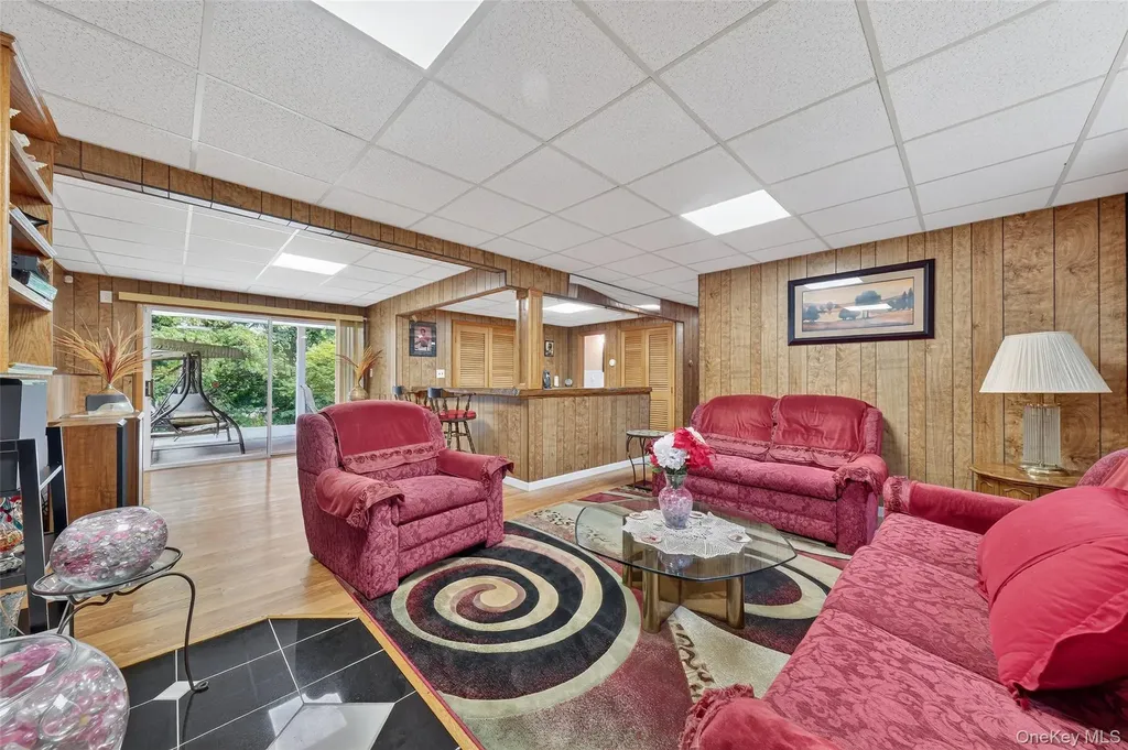 6 North Drive Poughkeepsie NY 12603