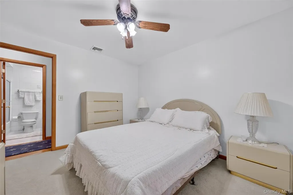 6 North Drive Poughkeepsie NY 12603