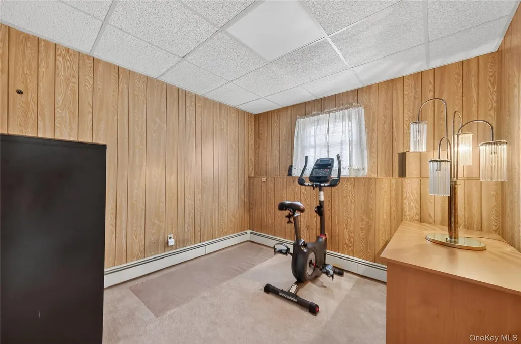 6 North Drive Poughkeepsie NY 12603