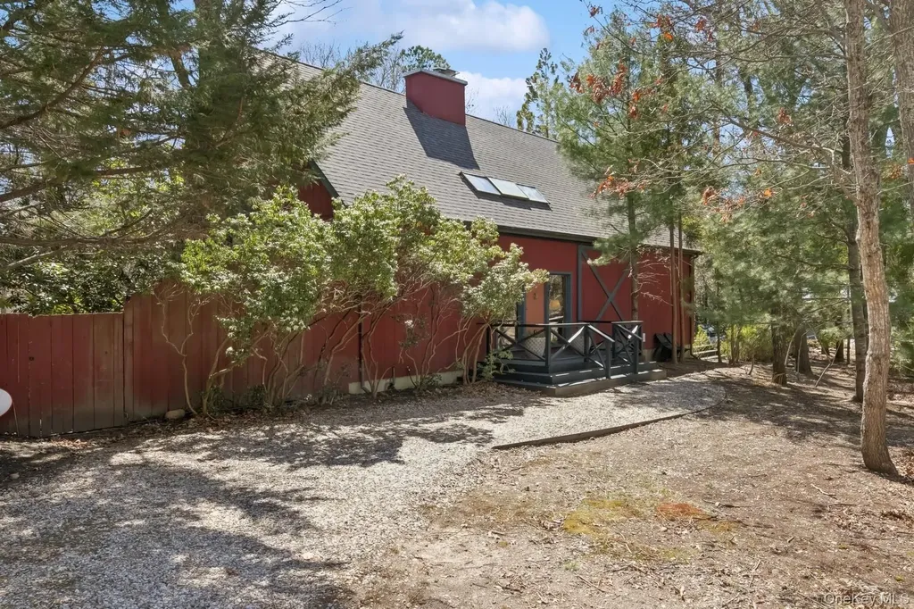 4 Marion Lane East Hampton NY 11937