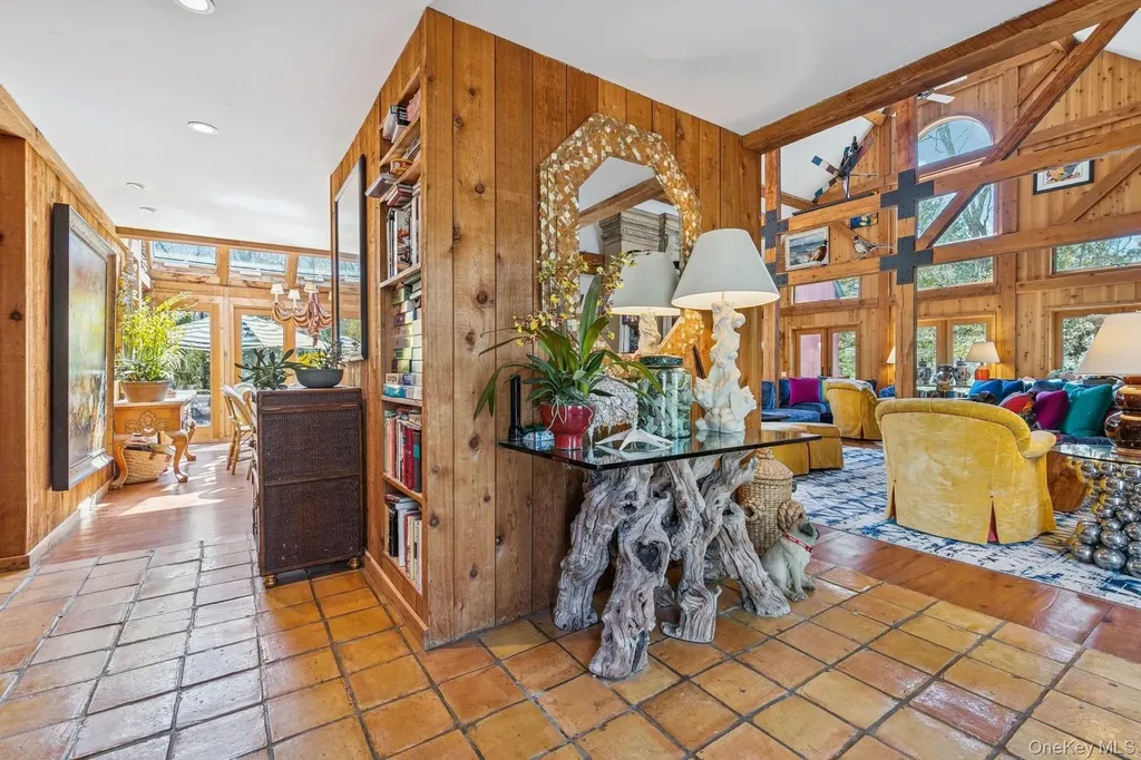 4 Marion Lane East Hampton NY 11937