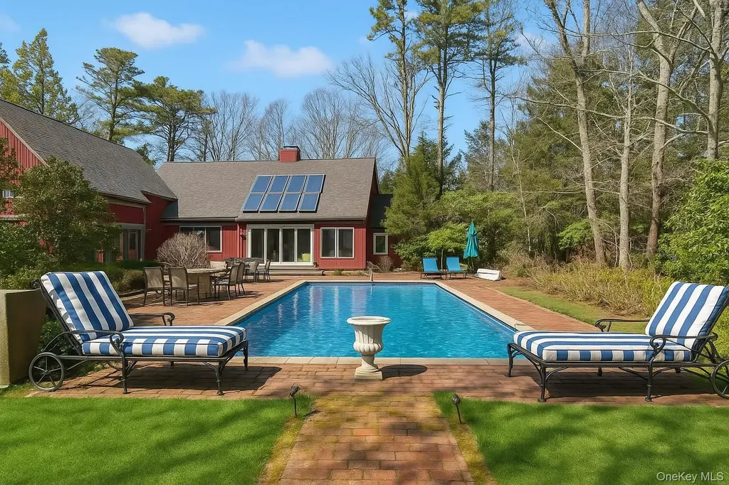 4 Marion Lane East Hampton NY 11937