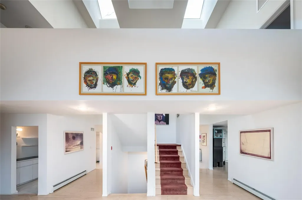 9 Verity Lane Roslyn NY 11576