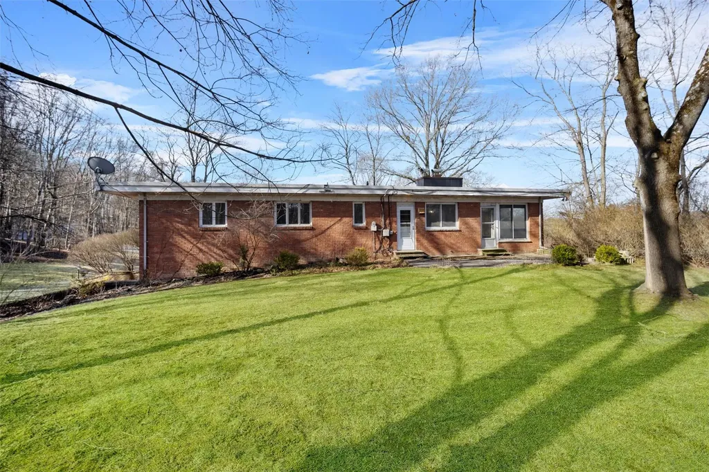 3 Woodward Road Poughkeepsie NY 12603